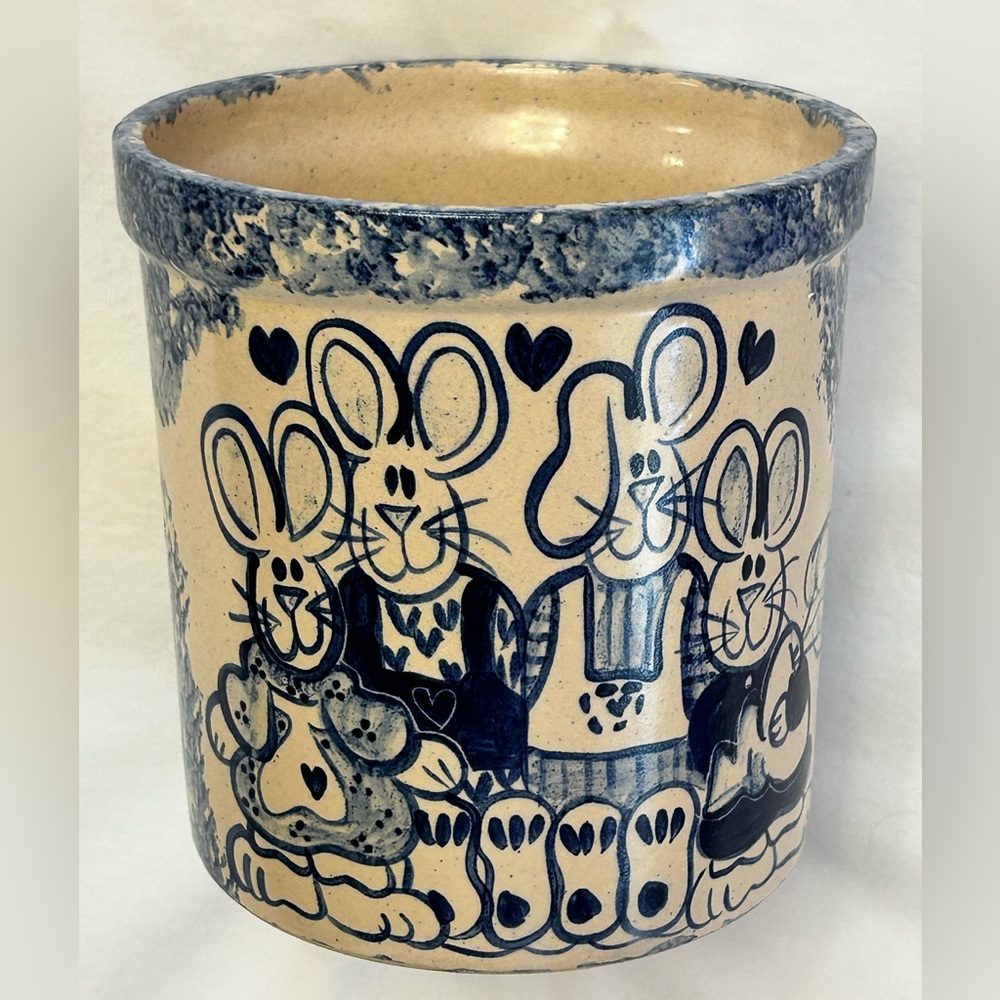 Vintage Bunny Family Blue Sponge Art Pottery Jar Crock Country Farmhouse Signed